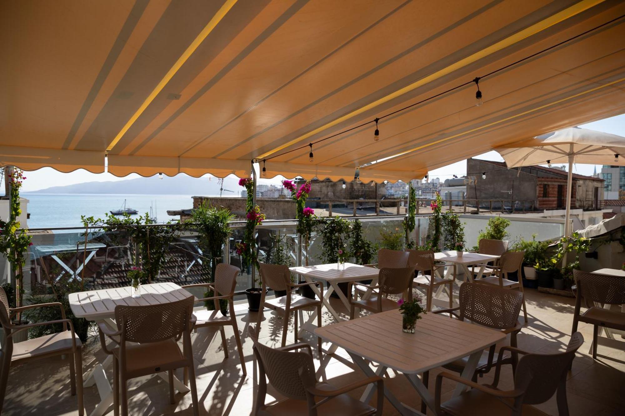Jonian Boutique Hotel Sarandë Exterior foto
