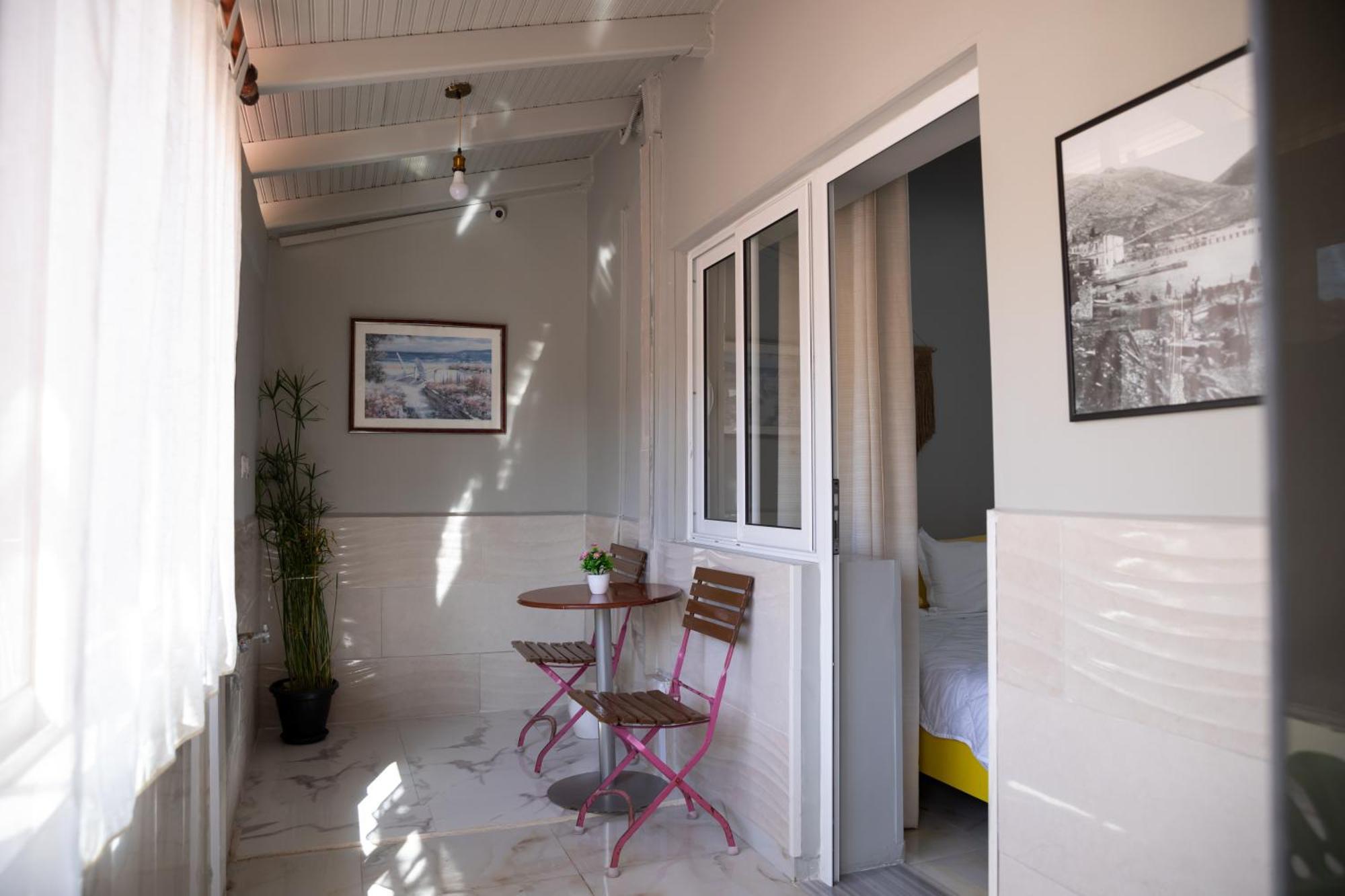Jonian Boutique Hotel Sarandë Exterior foto