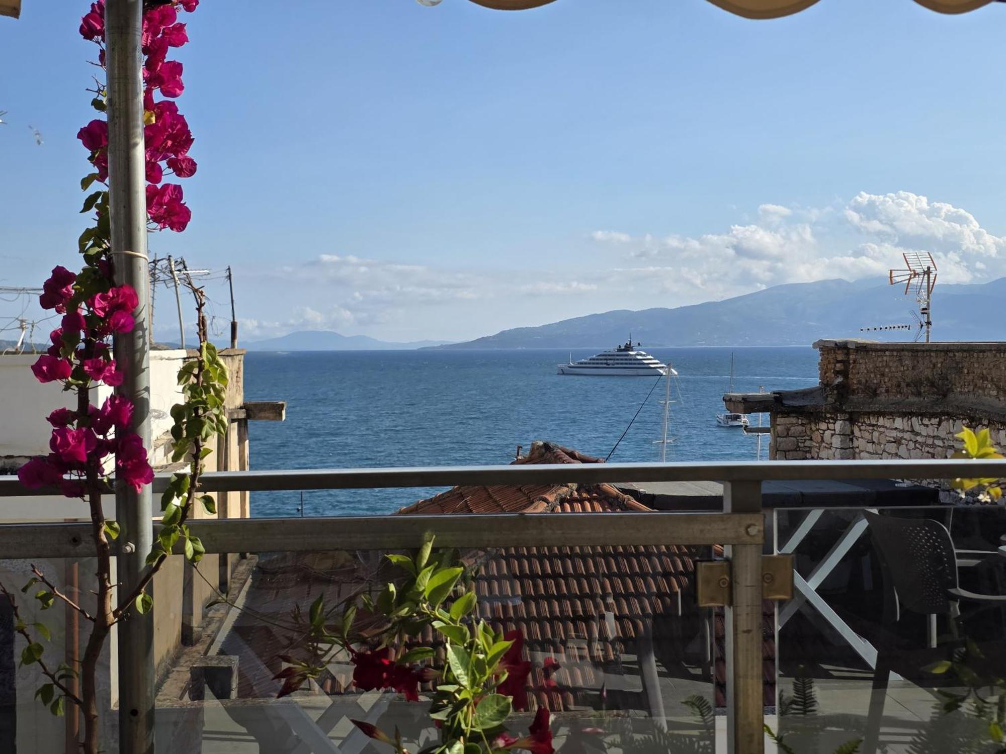 Jonian Boutique Hotel Sarandë Exterior foto